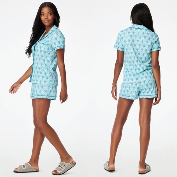 Roller Rabbit Hanukkah Holiday 2023 Blue Star Monkey Polo Pajamas NWT Small - Picture 4 of 4